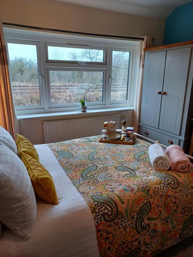 Stunning Homestay In Wolverhampton Bushbury Εξωτερικό φωτογραφία